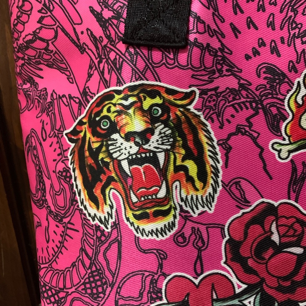 Ed Hardy Pink and Black Graphic Tote - Picture 5 of 10